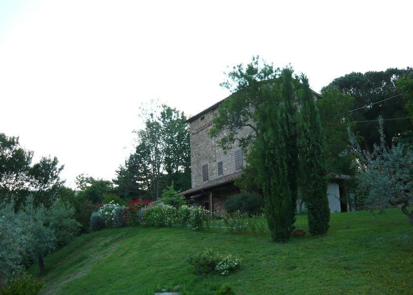 Umbria Monte Castello di Vibio Garden