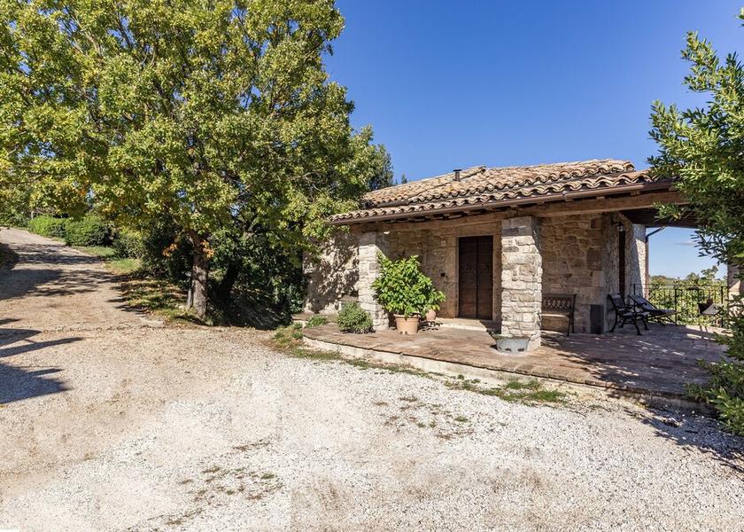 Lazio Soriano nel Cimino Exterior Detail