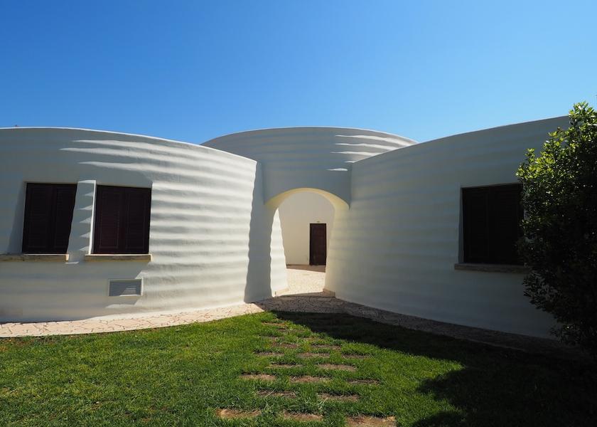 Puglia Tuglie Exterior Detail