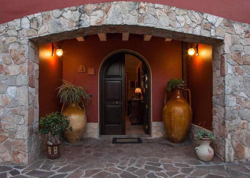 Puglia Tuglie Entrance