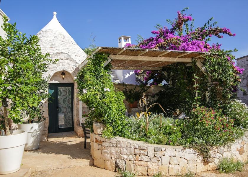 Puglia Ceglie Messapica Facade