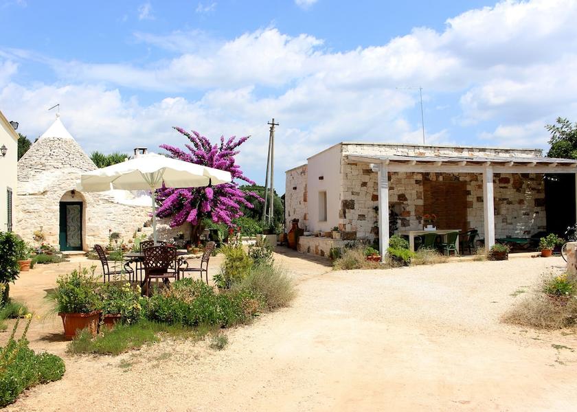 Puglia Ceglie Messapica Facade