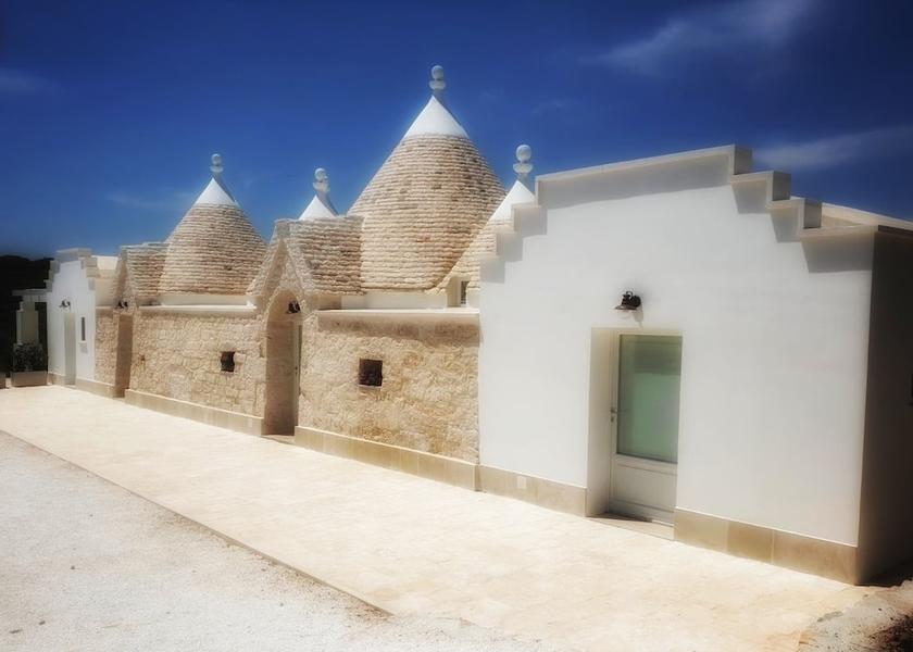 Puglia Ceglie Messapica Facade