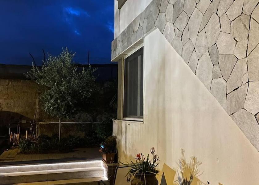 Sicily Nicolosi Exterior Detail