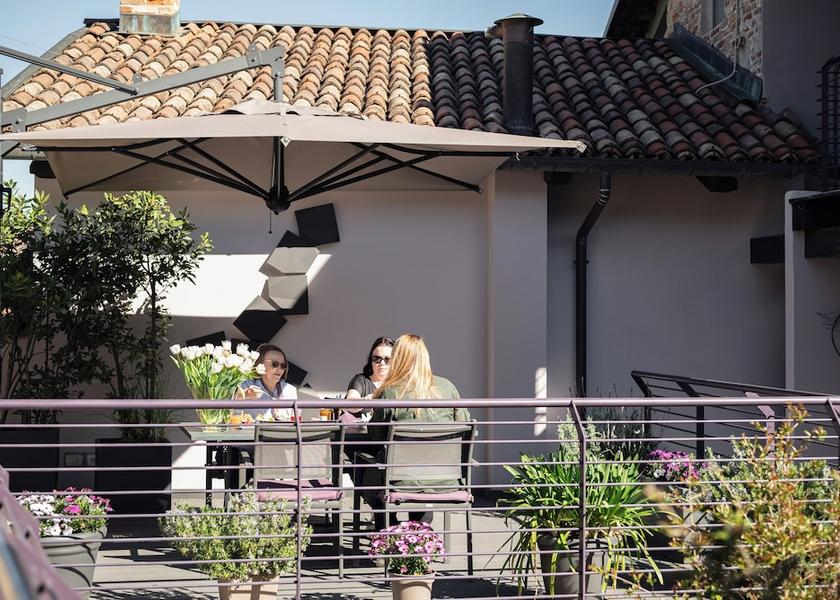 Piedmont La Morra Exterior Detail