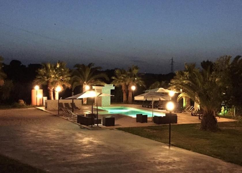 Marche San Benedetto del Tronto Exterior Detail