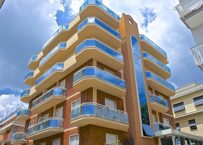 Marche San Benedetto del Tronto Exterior Detail