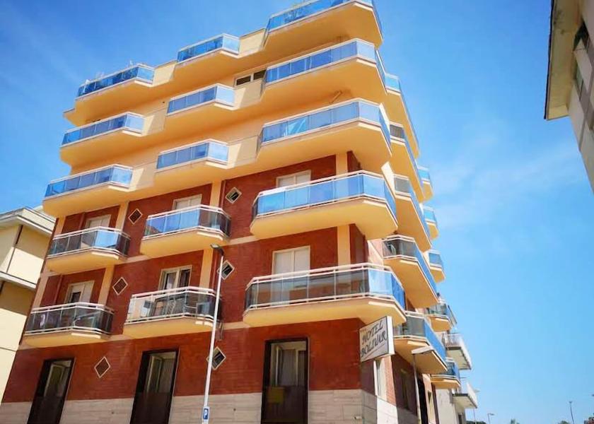 Marche San Benedetto del Tronto Exterior Detail