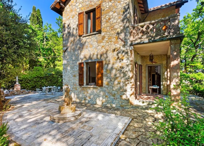 Tuscany Monteverdi Marittimo Exterior Detail