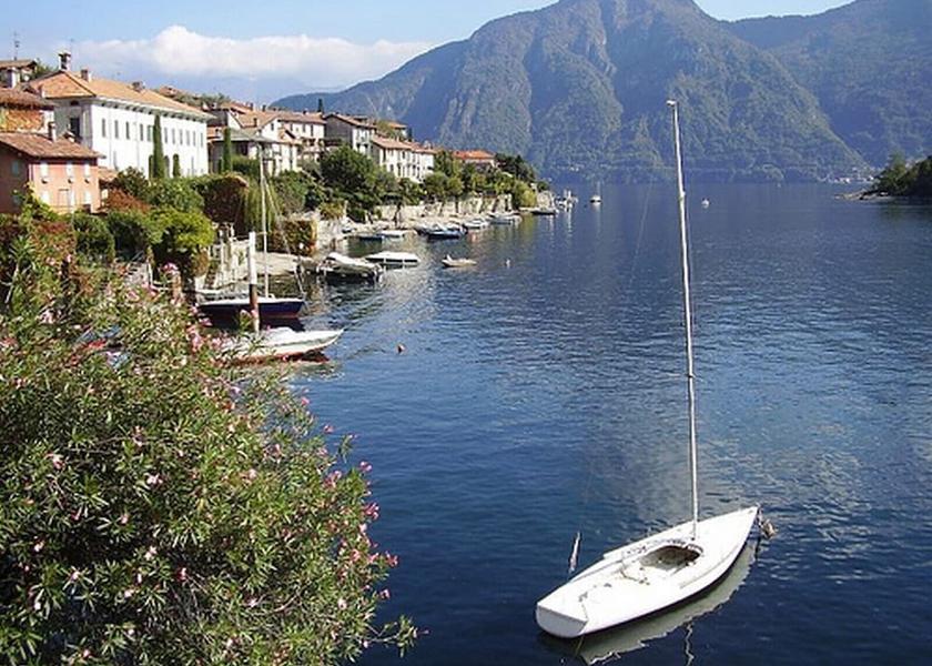 Lombardy Laglio Lake