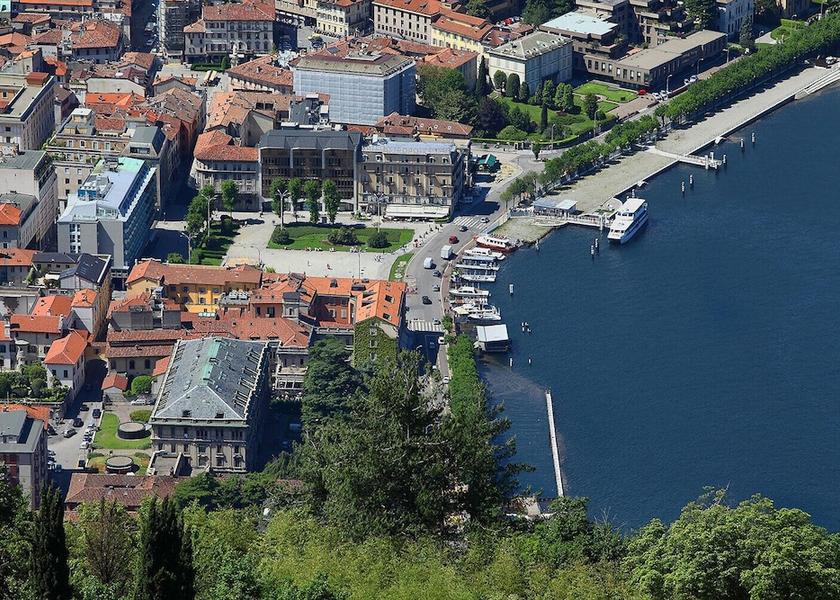 Lombardy Laglio Exterior Detail