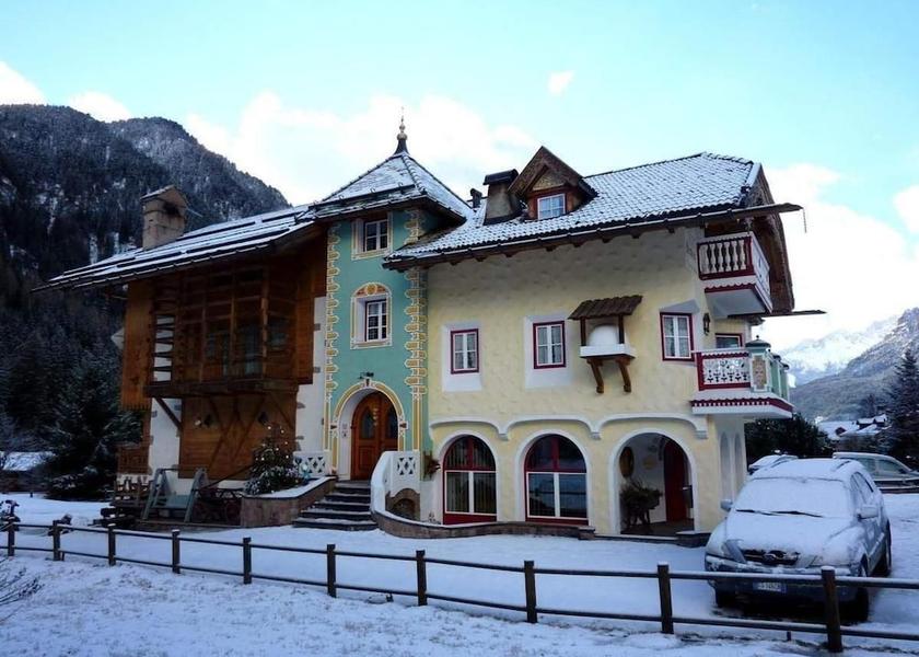 Trentino-Alto Adige Campitello di Fassa Facade