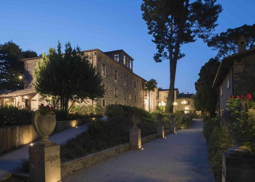 Marche San Severino Marche Entrance