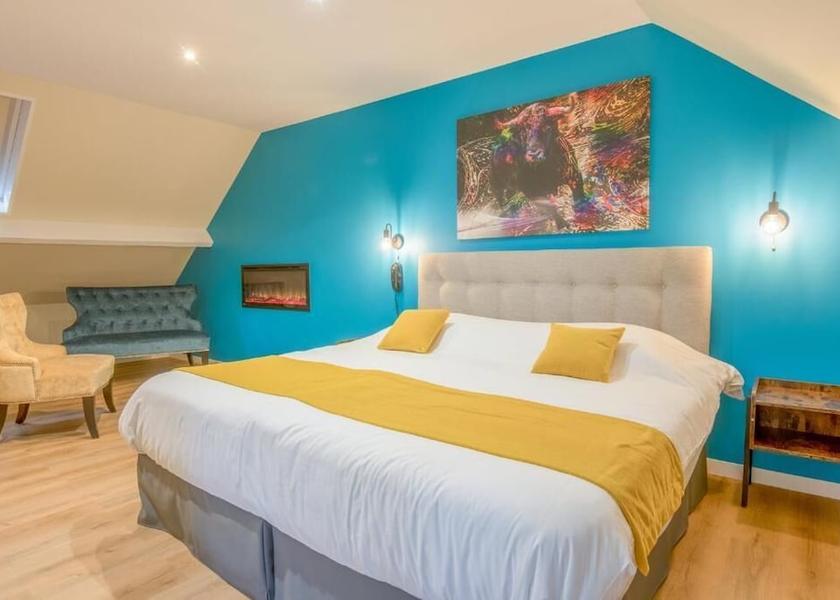 Hauts-de-France Pierrefonds Room