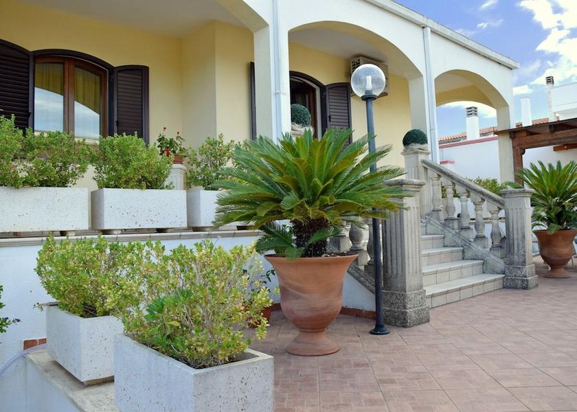 Puglia Minervino di Lecce Entrance