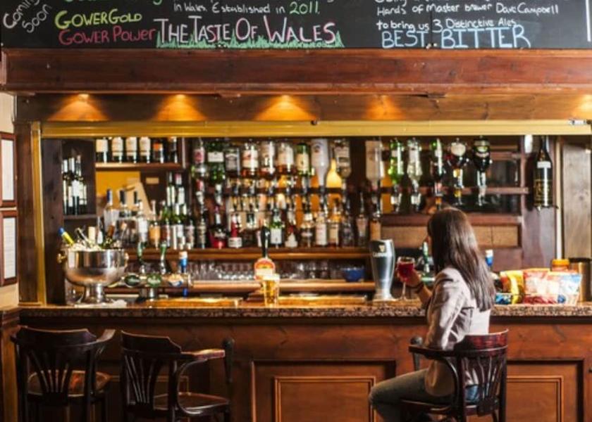 Wales Crickhowell Bar