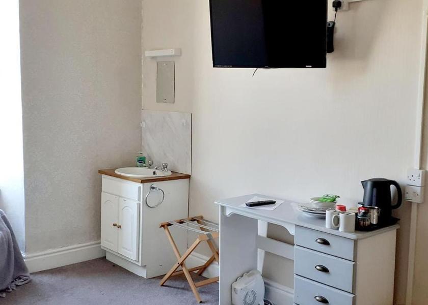 Wales Porthmadog Double Room with Private Bathroom