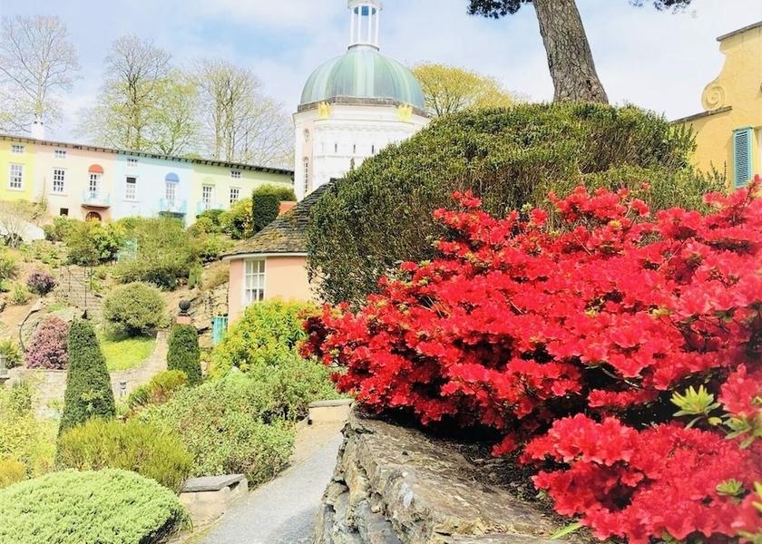 Wales Porthmadog Property Grounds