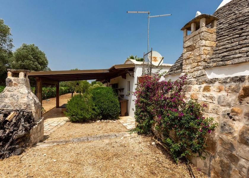 Puglia San Michele Salentino Exterior Detail