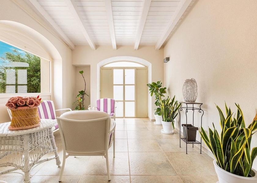 Puglia San Michele Salentino Interior Entrance