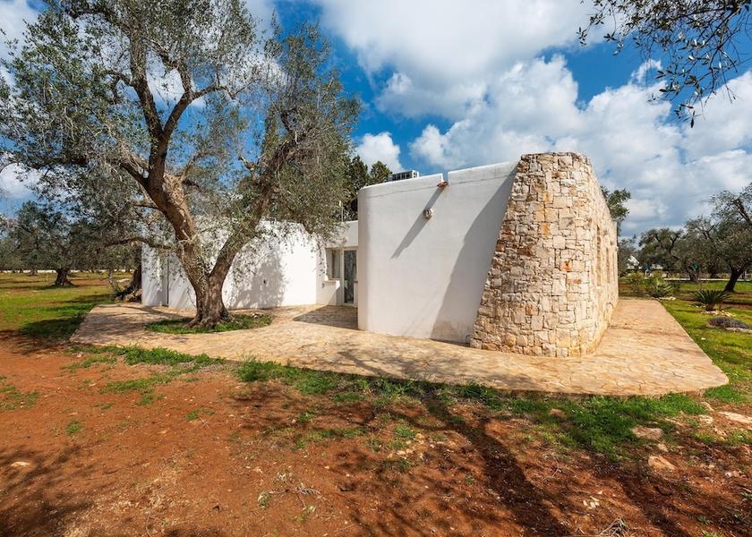 Puglia San Michele Salentino Exterior Detail
