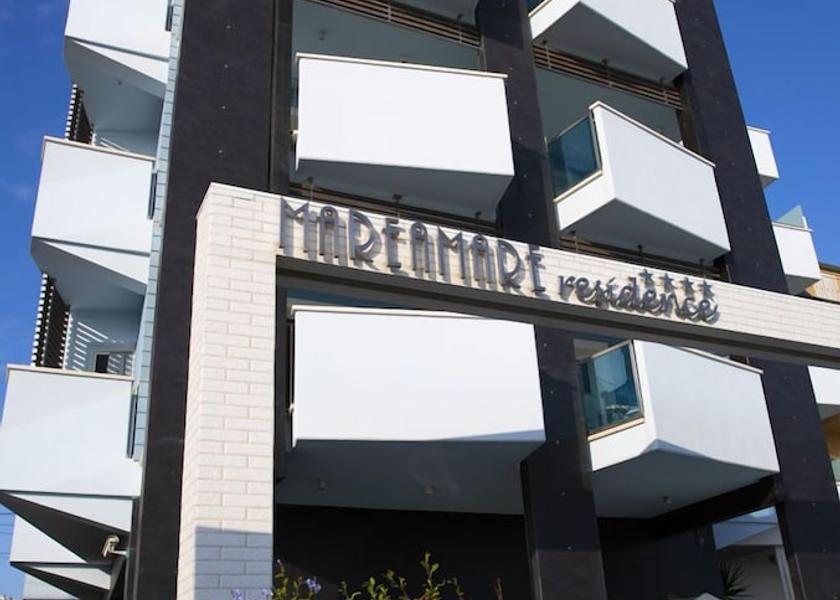 Marche Grottammare Facade