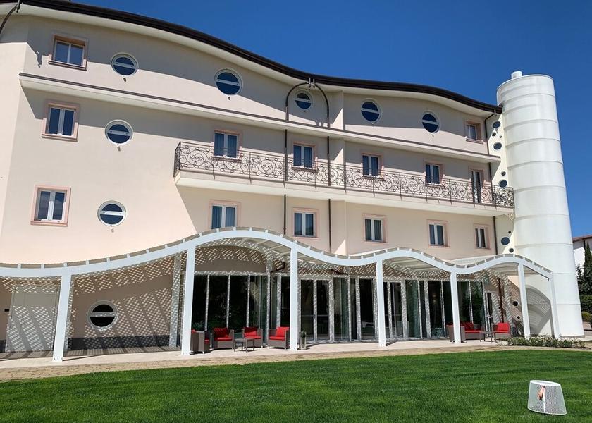 Campania Altavilla Silentina Facade