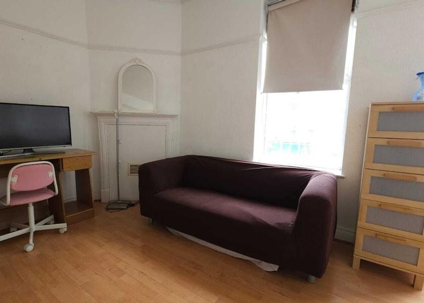 England Edgware Room
