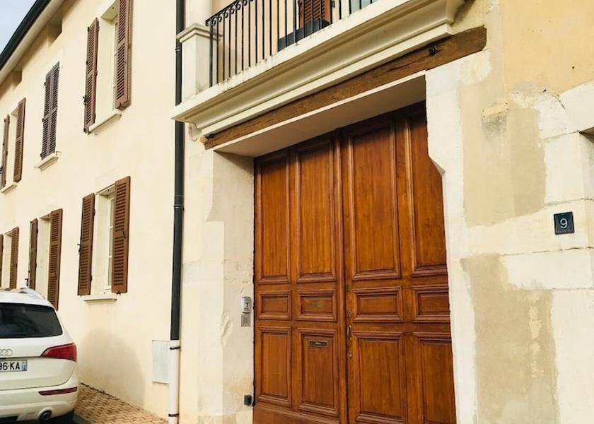 Bourgogne-Franche-Comte Meursault Exterior Detail