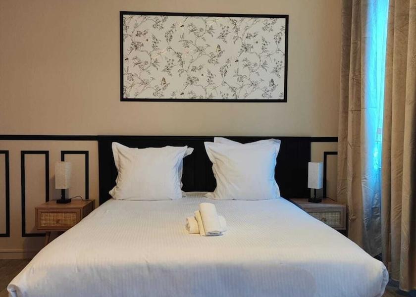 Normandy Bernay Room