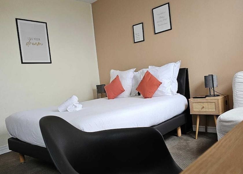 Normandy Bernay Room