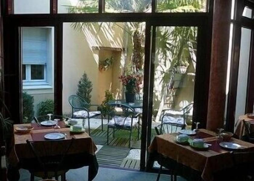 Pays de la Loire Le Lude Breakfast Area