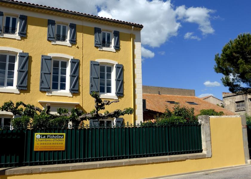 Occitanie Vinassan Facade