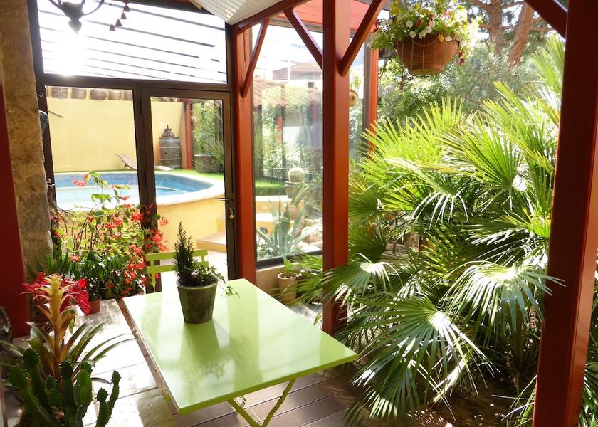 Occitanie Vinassan Terrace