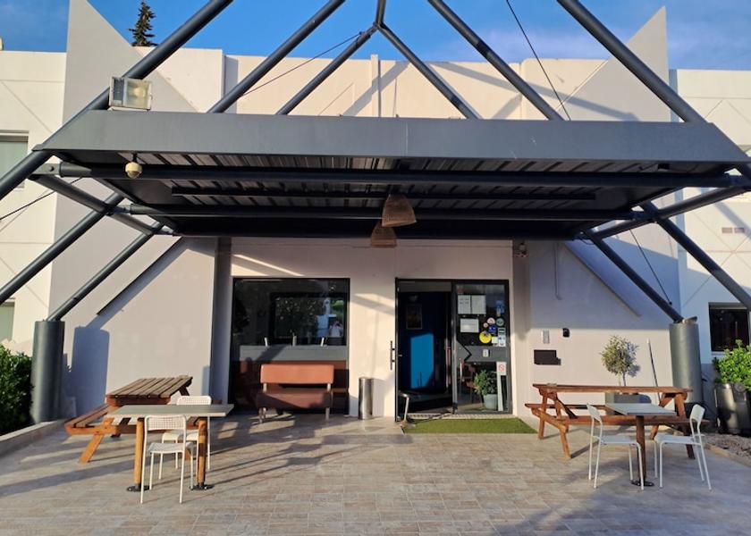 Occitanie Frontignan Exterior Detail