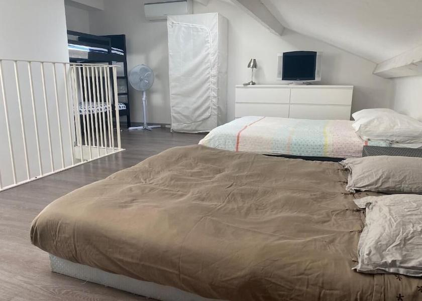 Occitanie Frontignan Room