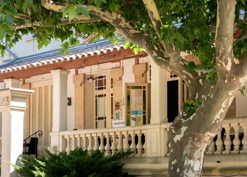 Occitanie Remoulins Primary image