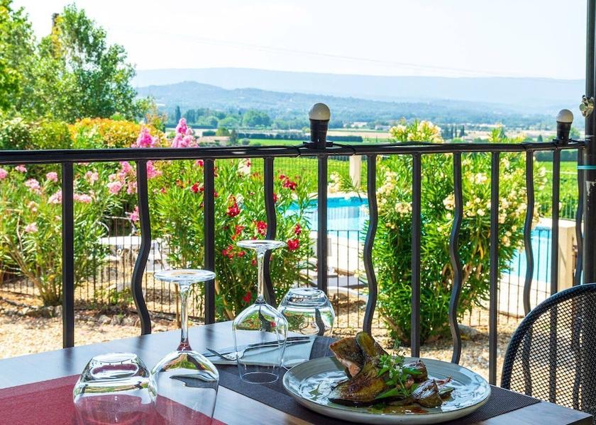 Provence - Alpes - Cote d'Azur Joucas Restaurant