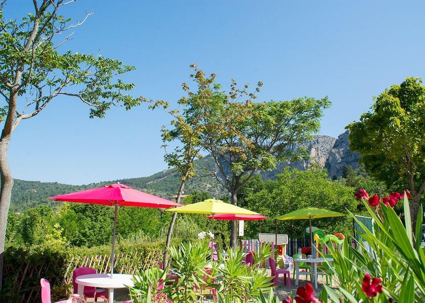 Provence - Alpes - Cote d'Azur Moustiers-Sainte-Marie Terrace