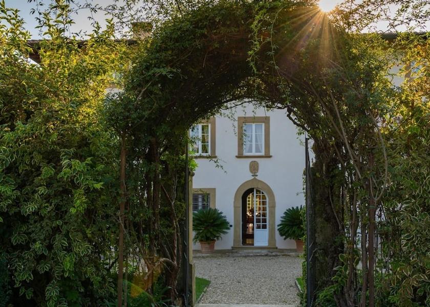 Tuscany Peccioli Room