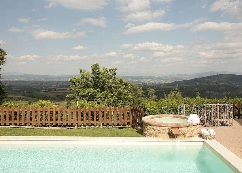 Umbria Marsciano Exterior Detail