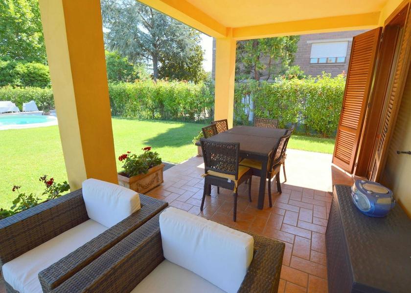 Umbria Marsciano Dining Area