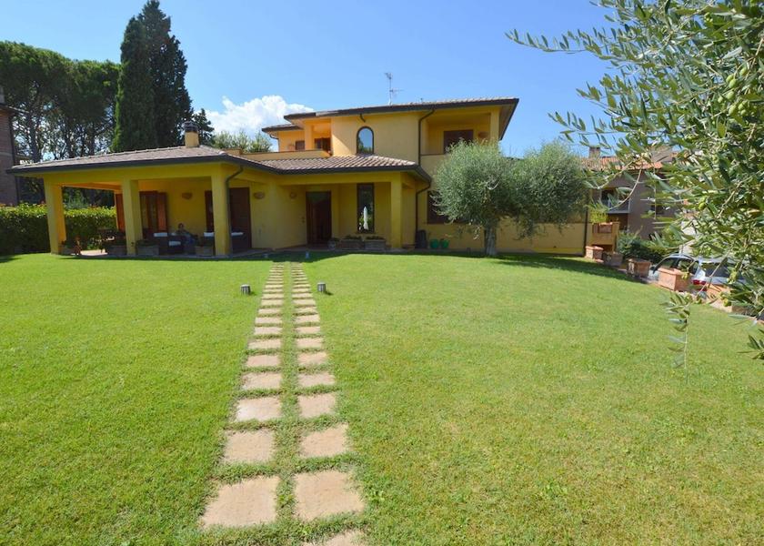 Umbria Marsciano Exterior Detail