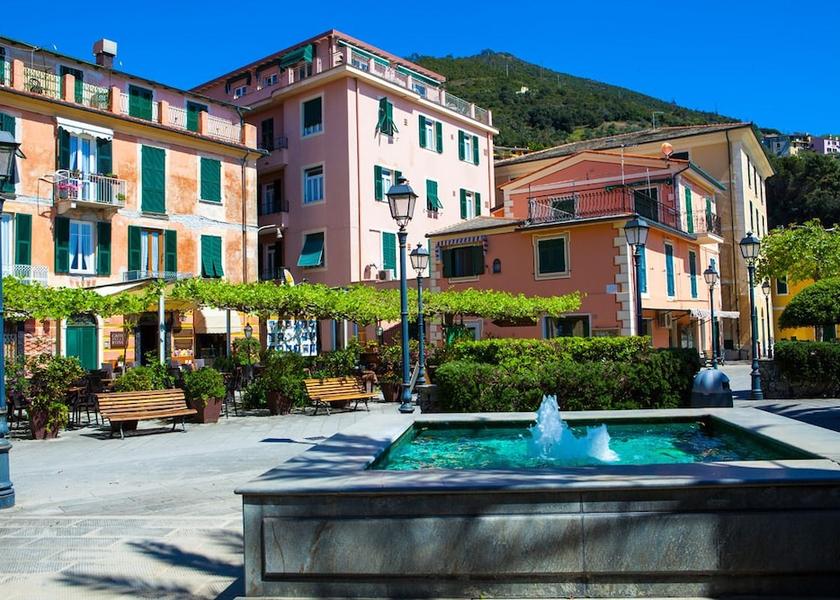 Liguria Bonassola Facade