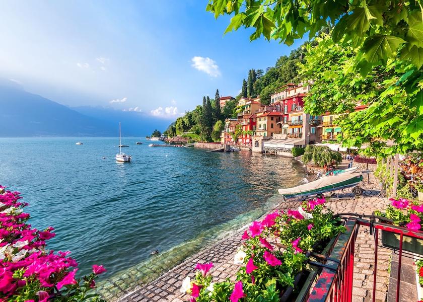 Lombardy Gravedona Amenity