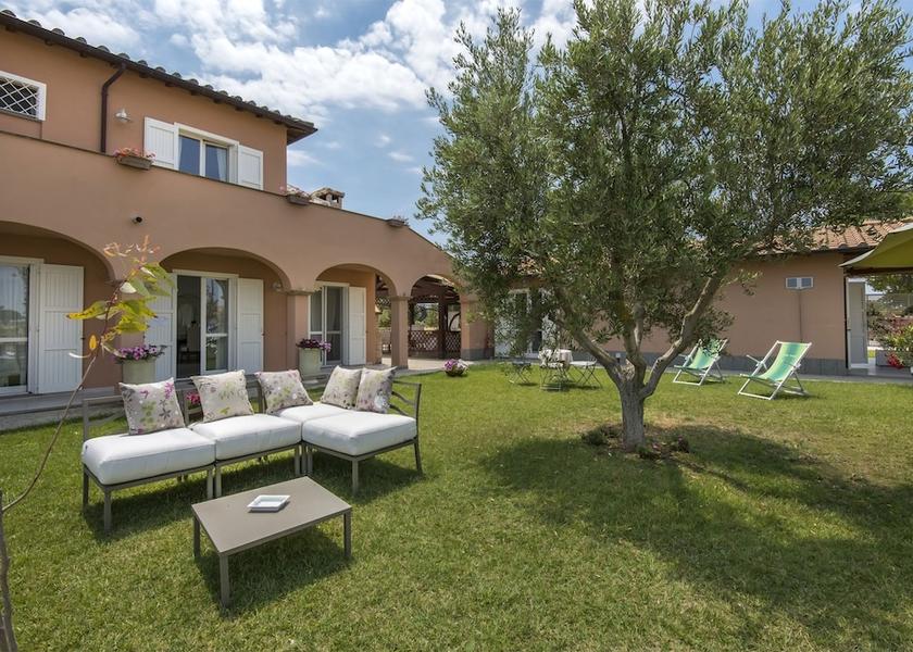 Lazio Tarquinia Exterior Detail