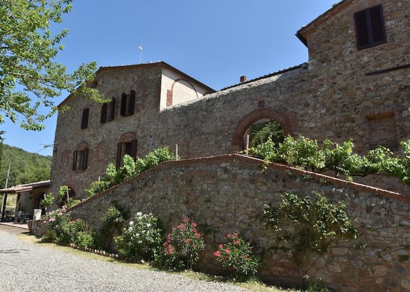 Tuscany Monticiano Exterior Detail