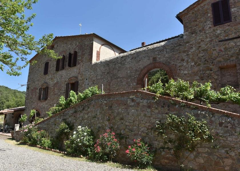 Tuscany Monticiano Exterior Detail