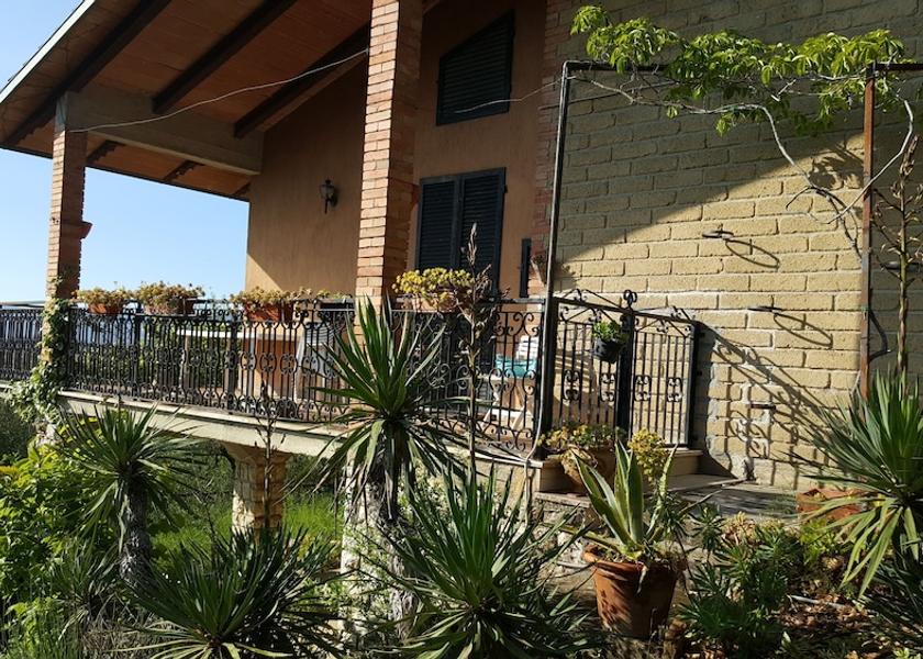 Umbria Magione Property Grounds