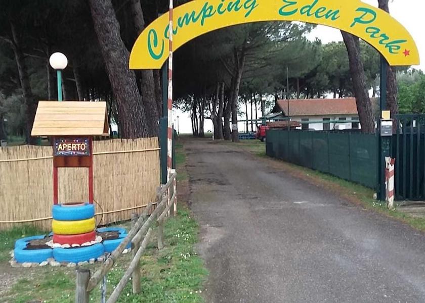 Umbria Magione Entrance